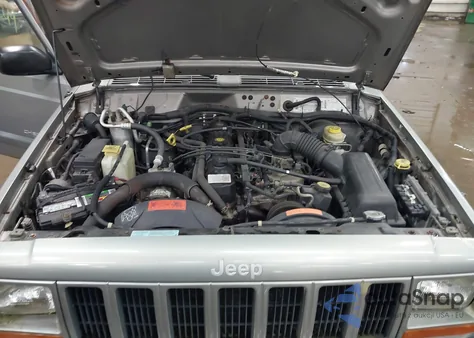 2001 Jeep Cherokee Sport z USA, uszkodzony, nr VIN 1J4FF48S31L630675